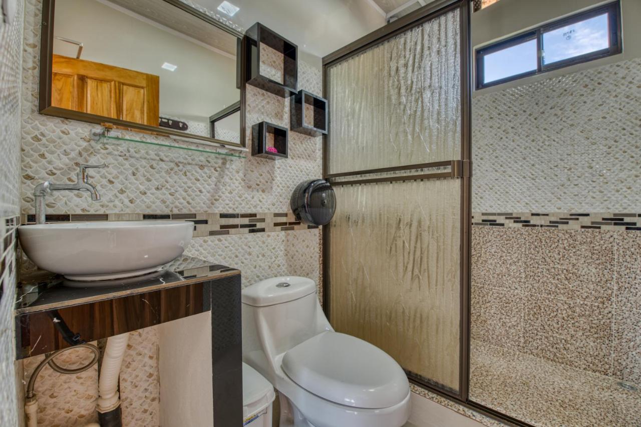 Oso Perezoso Pool Villa Puerto Viejo de Talamanca Luaran gambar