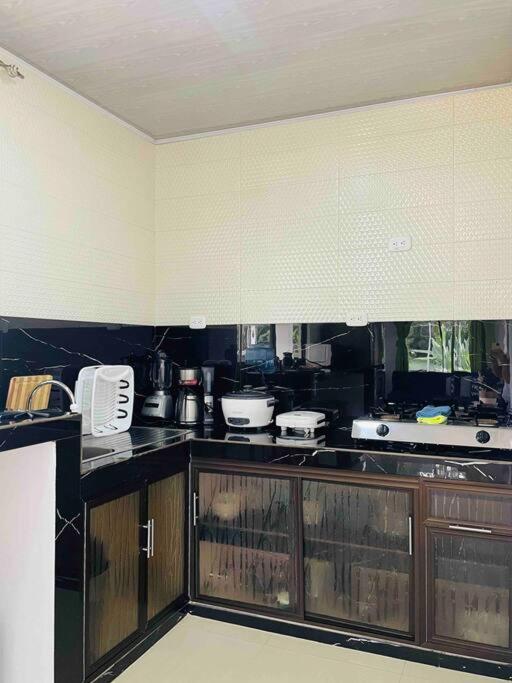 Oso Perezoso Pool Villa Puerto Viejo de Talamanca Luaran gambar